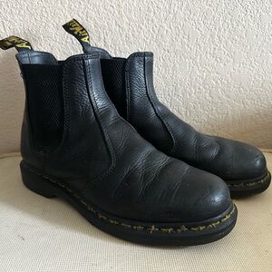 Dr Martens 2976 Unisex Chelsea Boots